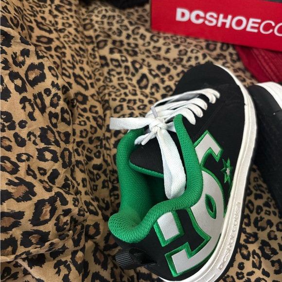 DC shoes woman’s size 5 - Picture 4 of 4